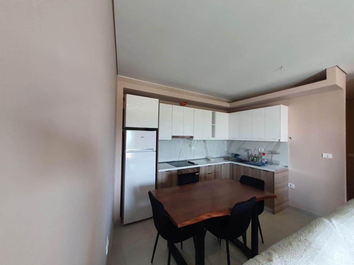 Mountain Meets Sea-Spectacular View In Orikum Apartment ภายนอก รูปภาพ